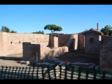 00600 ostia - regio v - insula xii - horrea (v,xii,2) - tabernae i u. ii.jpg